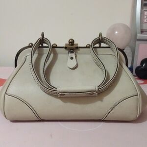 Elegant Cream Handbag